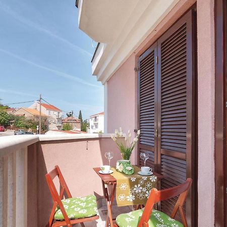 Lovely Apartment In Split With Wifi מראה חיצוני תמונה